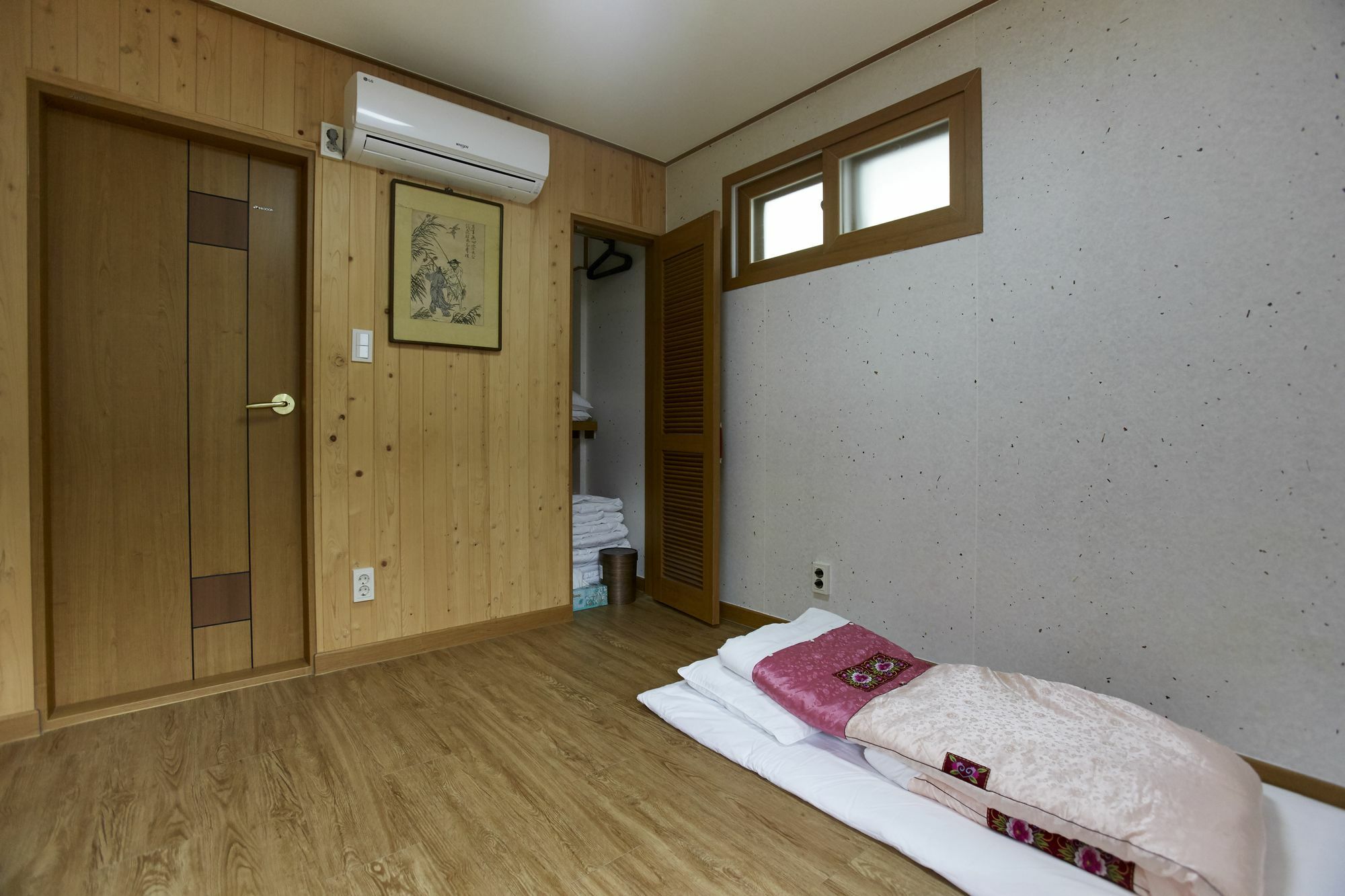 Go Woon Dang Hanok Guest House Seul Dış mekan fotoğraf